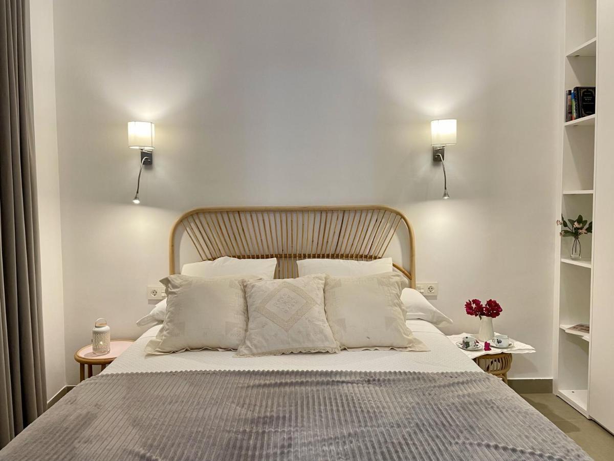Apartamentos Madreselva Fernan Perez 외부 사진
