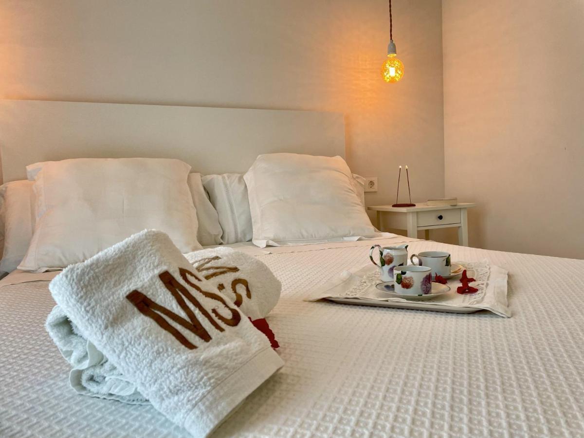 Apartamentos Madreselva Fernan Perez 외부 사진