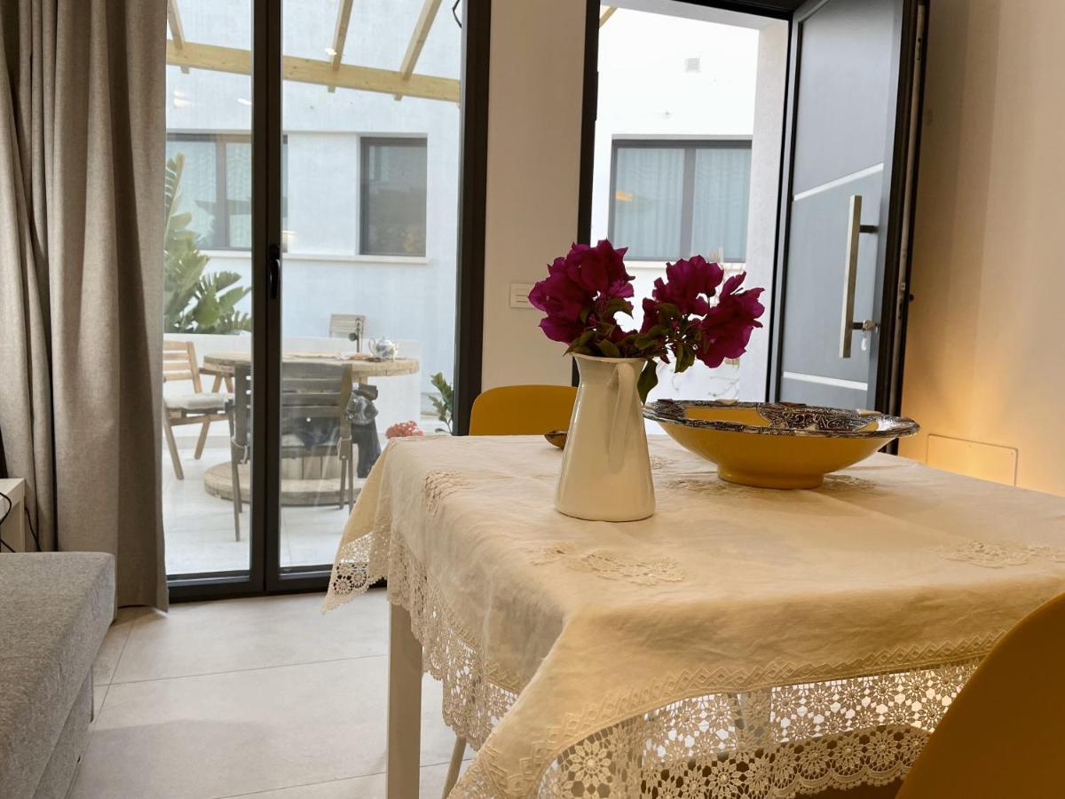 Apartamentos Madreselva Fernan Perez 외부 사진