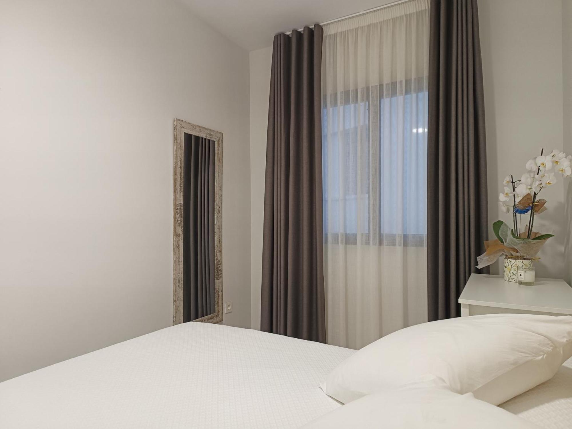 Apartamentos Madreselva Fernan Perez 외부 사진