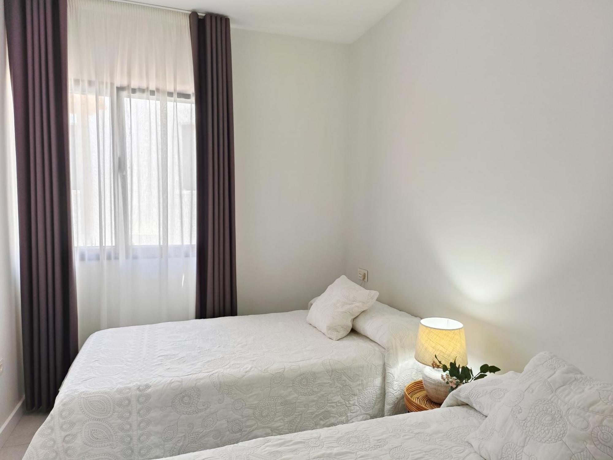 Apartamentos Madreselva Fernan Perez 외부 사진